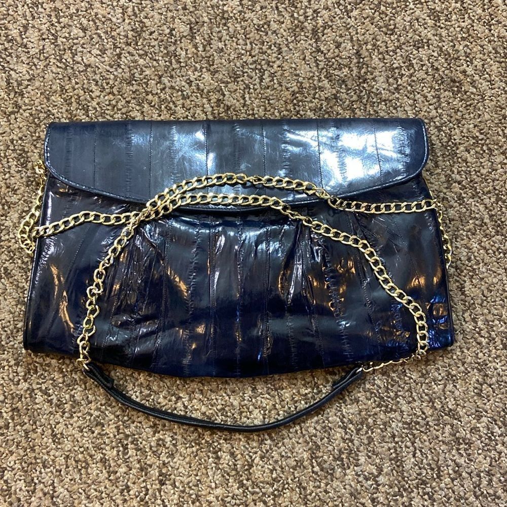 VTG, GENUINE EEL SKIN MADE IN KOREA Elegant Blue Clutch with Gold Chain - Picture 5 of 16
